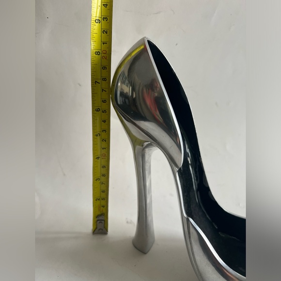 High Heel Stiletto Shoes Metal Wine Bottle Holder Table Centrepiece Heels Decor - Picture 2 of 6